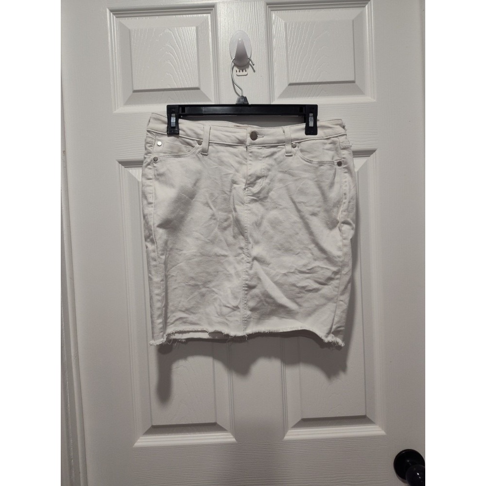 LIVERPOOL Sz 6/28 Bright White Stretch Raw Hem Denim 5 pocket Pull-On Mini Skirt